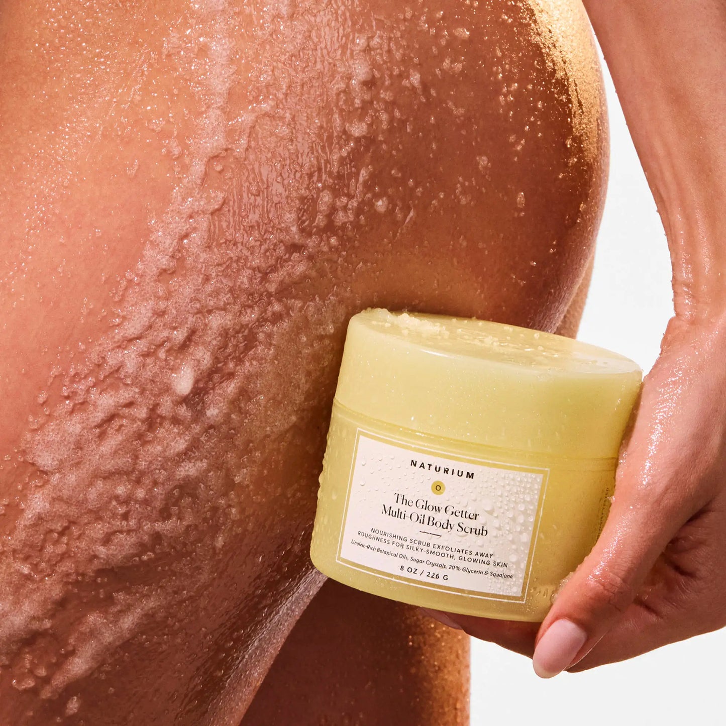 the-glow-getter-multi-oil-body-scrub-n4 NATR-40028-Alt-Image-The_Glow_Getter_Multi-Oil_Body_Scrub-07.webp