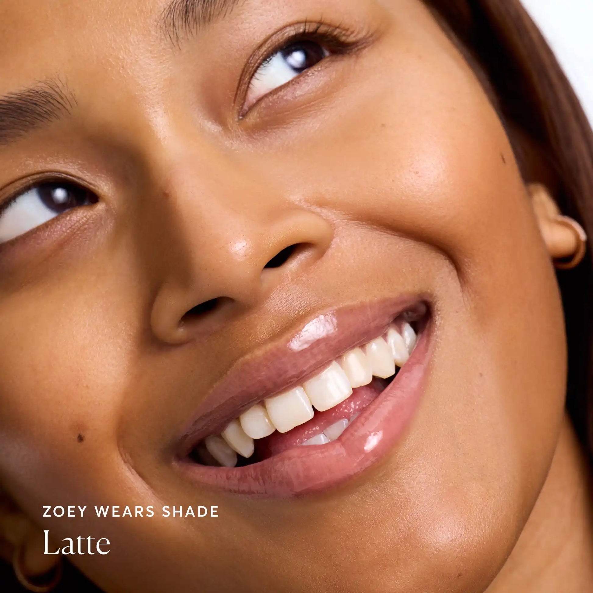 phyto-glow-lip-balm-latte-a2 NATR-60110-Alt-Images-Phyto-Glow-Lip-Balm-Latte-04.webp