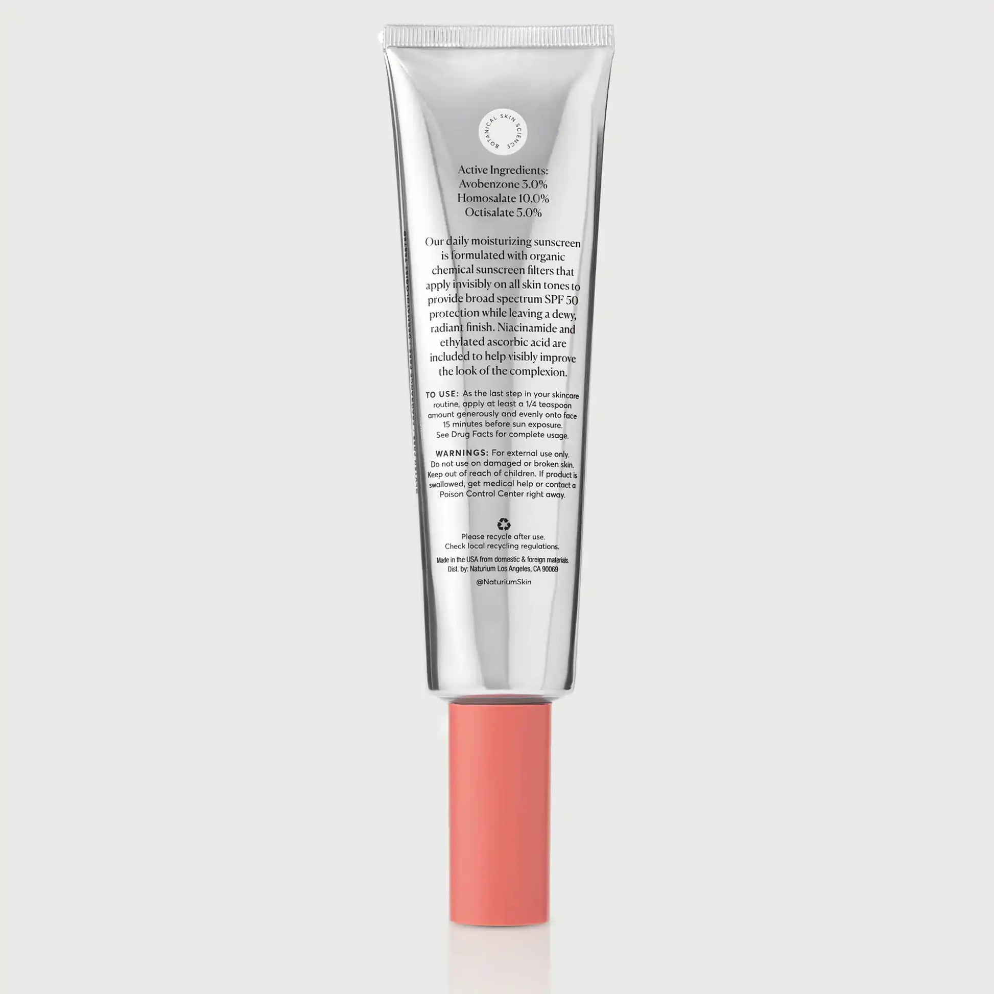 dew-glow-moisturizer-spf-50-jumbo-u9 NATR_Dew_Glow_Jumbo_Back_CapOn_bonebkgd.webp